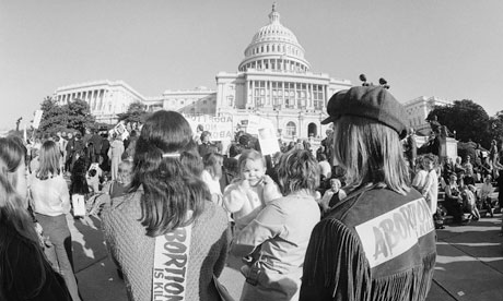 Protesta provida del 22 de enero de 1974, primer aniversario de la sentencia Roe vs Wade. Fotografa de AP