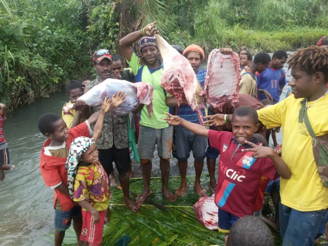 Instituto-del-Verbo-Encarnado-Papa-Nueva-Guinea-Misin-06