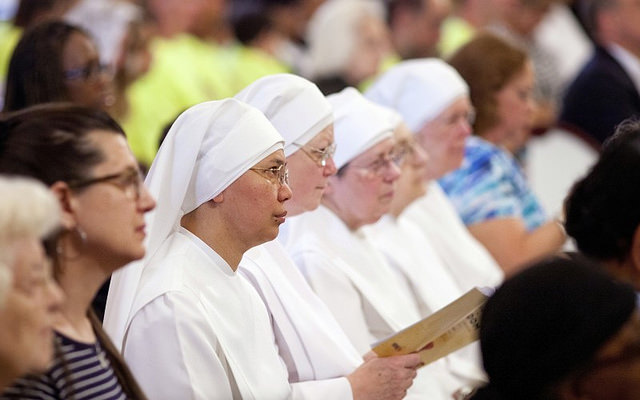 Hermanitas de los Pobres en la Quincena por la libertad